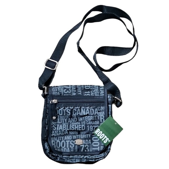 Roots Canada Messenger Crossbody Bag Black & Gray Nylon Establish 1973 Small NWT - Picture 2 of 14